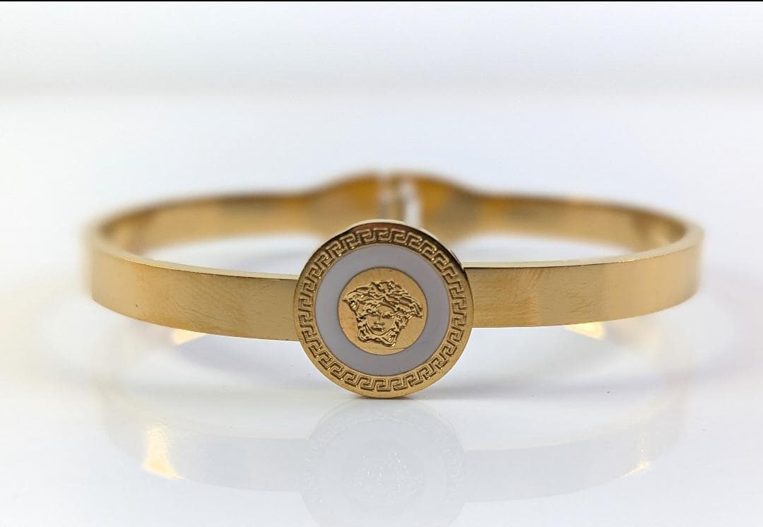 Beautiful Stainless Steel Openable Bracelet | Adjustable & Hypoallergenic Bracelet for Women & Men