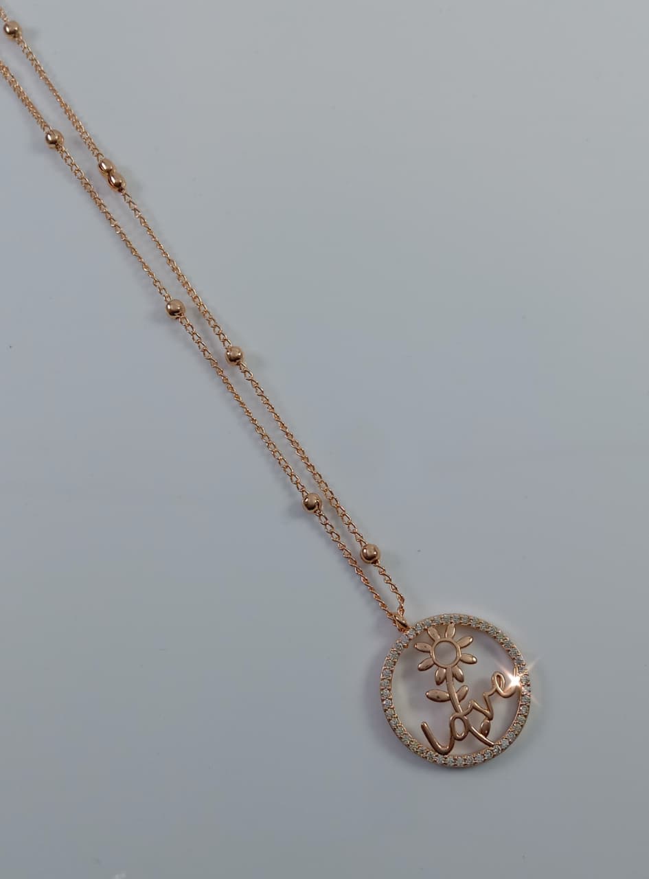 lookbook image shop_this_look_AVdw3f